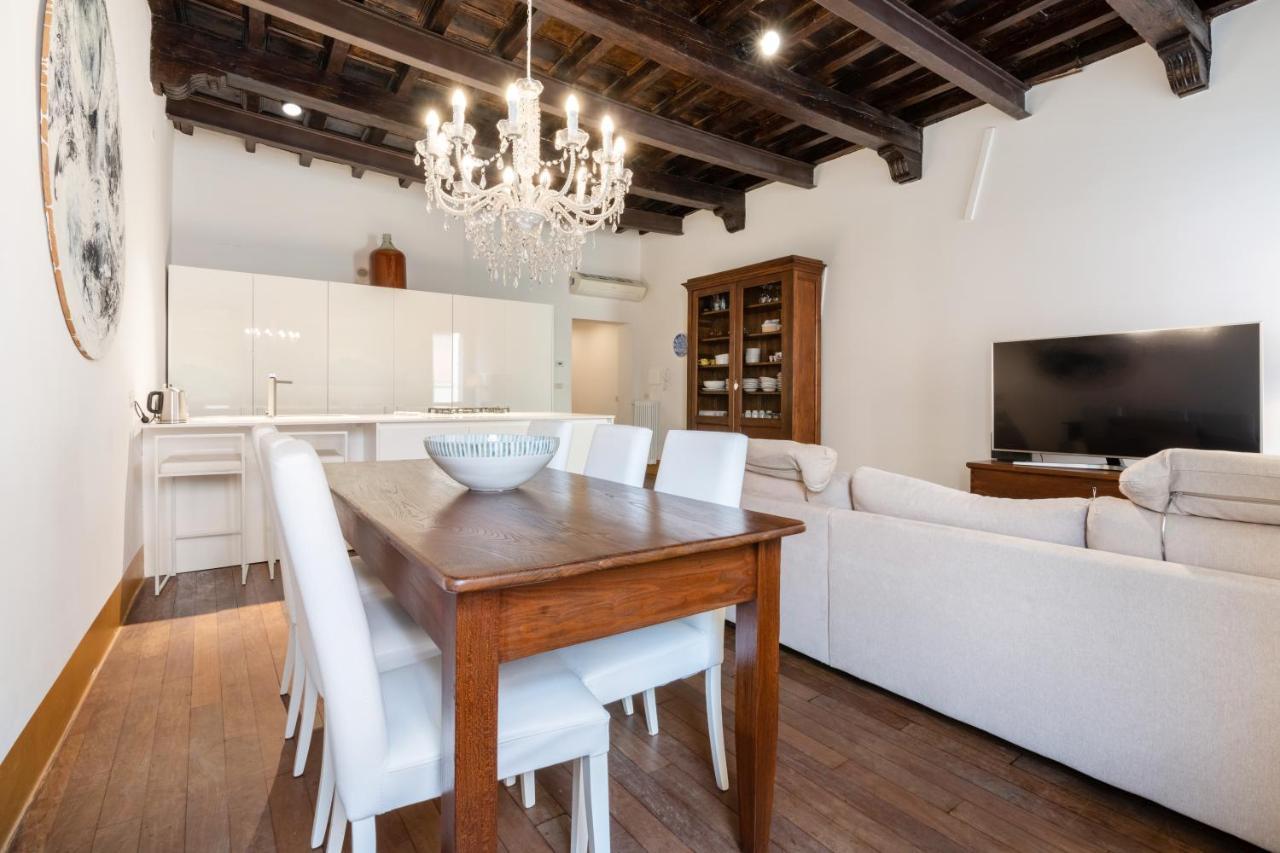Exclusive Elegant Apartment In Pieno Centro! X4 Римини Экстерьер фото